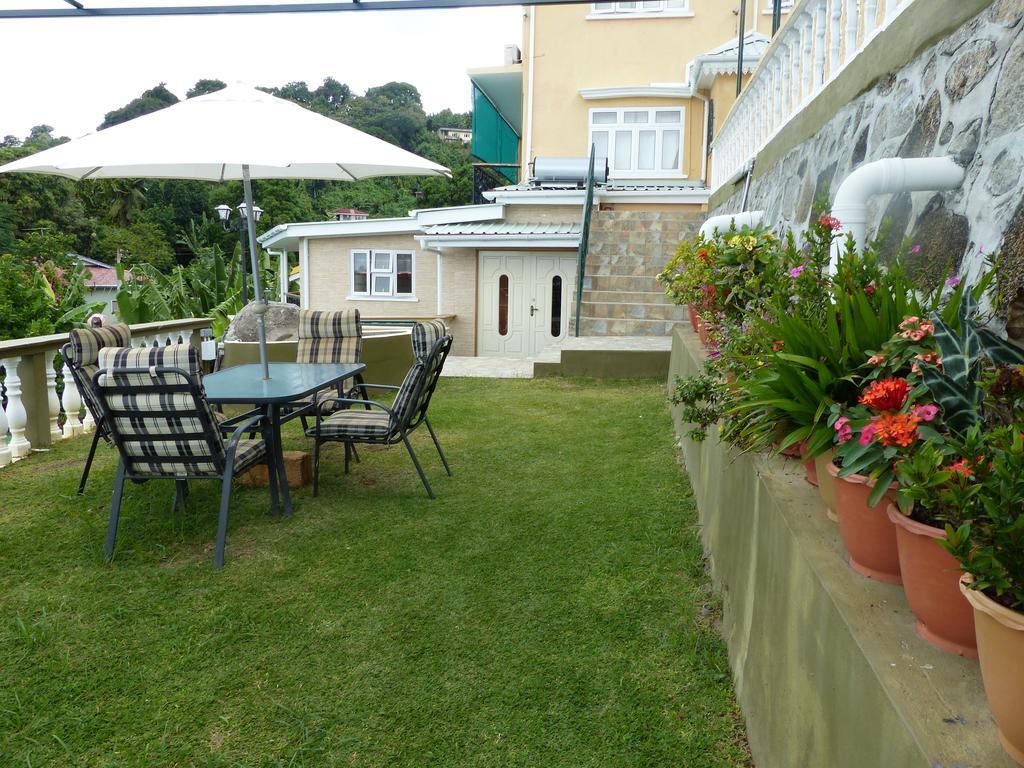 Hibiscus House Seychelles Self Catering Apartment Victoria Bagian luar foto