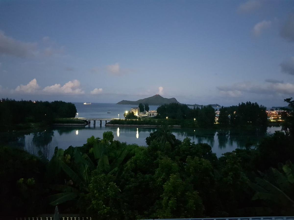 Hibiscus House Seychelles Self Catering Apartment Victoria Bagian luar foto