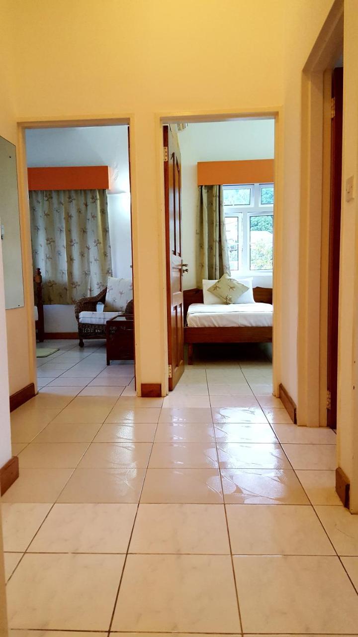 Hibiscus House Seychelles Self Catering Apartment Victoria Bagian luar foto