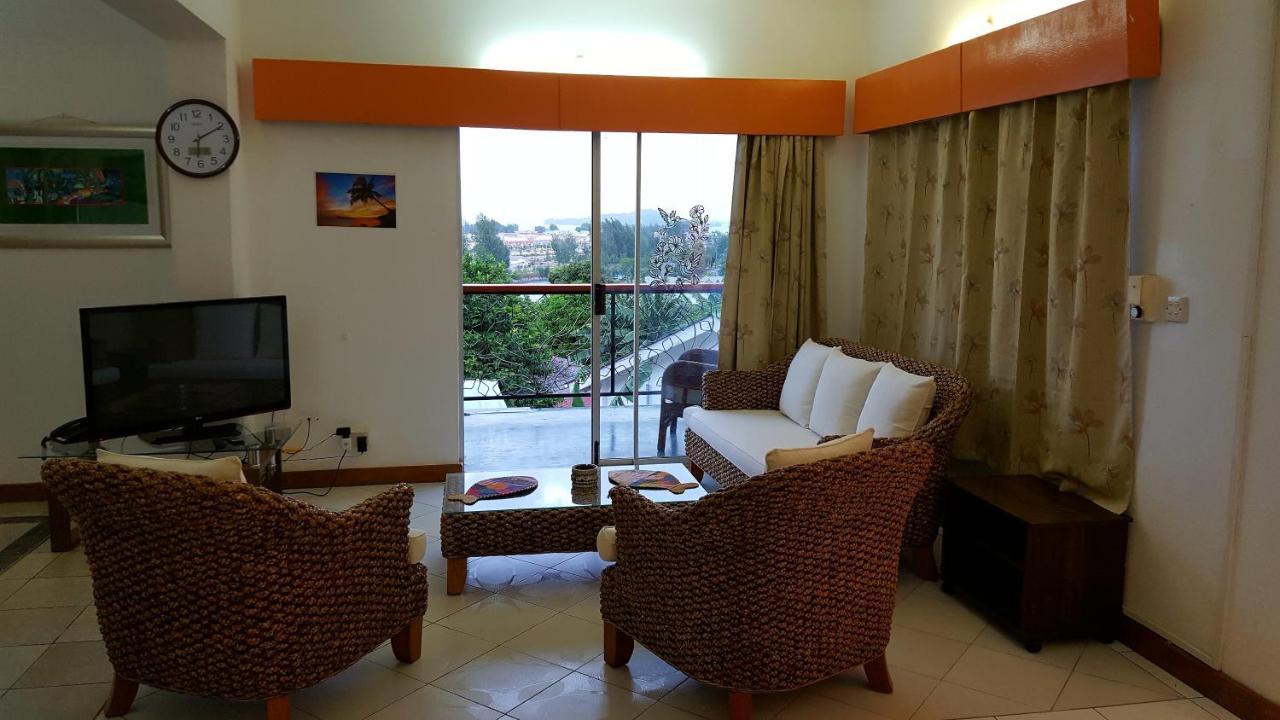 Hibiscus House Seychelles Self Catering Apartment Victoria Bagian luar foto