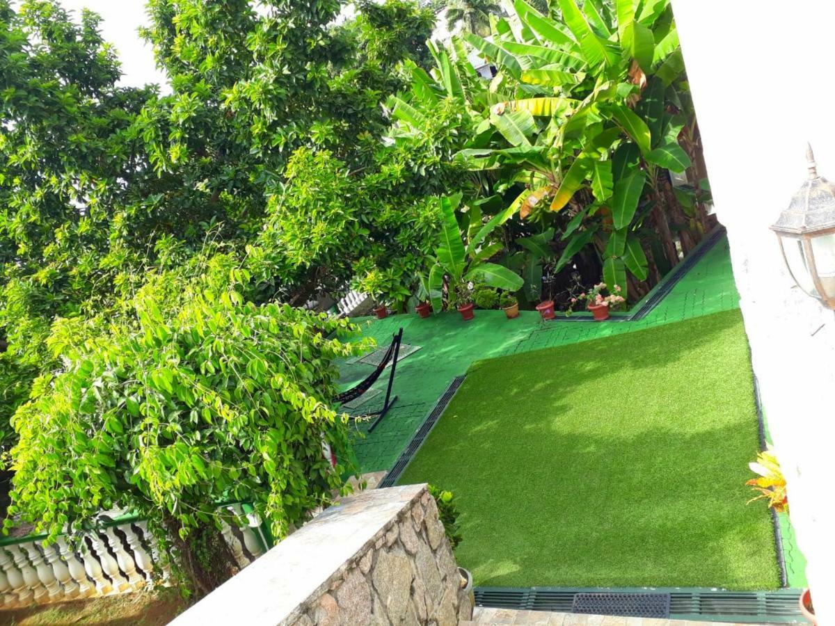 Hibiscus House Seychelles Self Catering Apartment Victoria Bagian luar foto