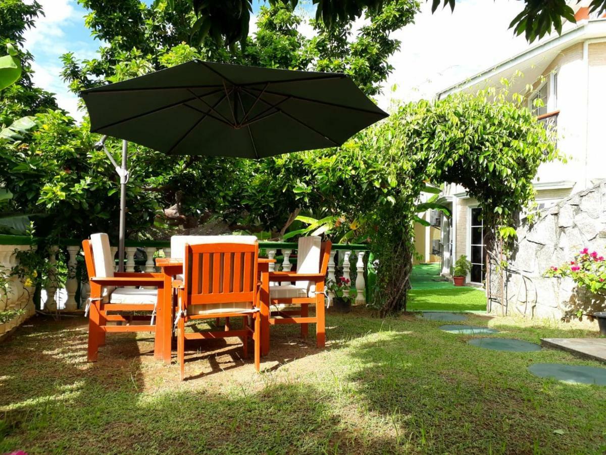 Hibiscus House Seychelles Self Catering Apartment Victoria Bagian luar foto